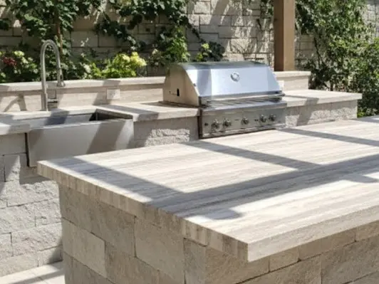 Travertine outdoor kitchen countertop